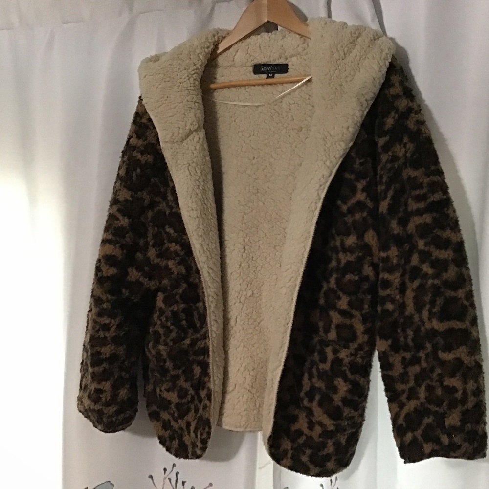 Sweet Rain teddy bear hoodie jacket sz M